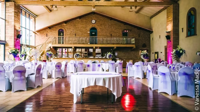 Les Ecuries de la Tour - 0