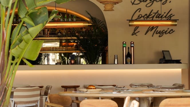 BURGER CHAMP (Miraflores) - 0