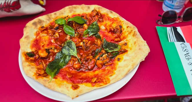 Galeri Pizza Pizzeria Restaurant - 3
