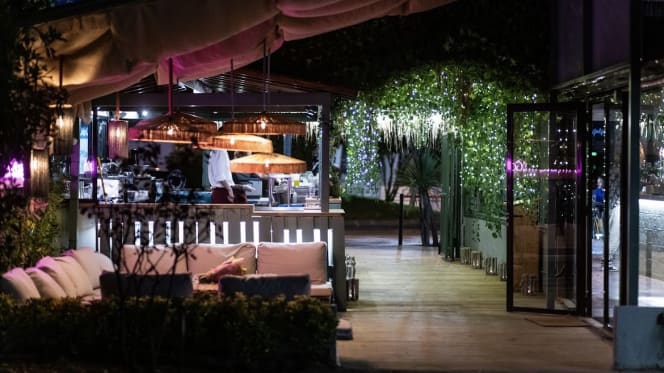 El Golfo Food & Drinks - 6