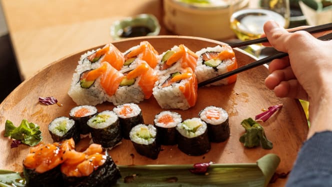 Yoüme Sushi Sants - 1