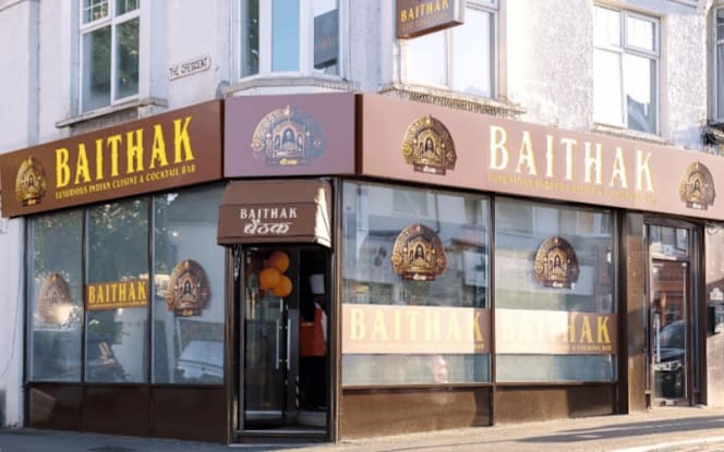 Baithak Luxurious Indian Dining & Cocktail Bar - Sutton - 5