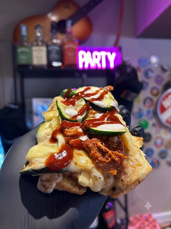 Live Drink - Food & Good Music - 6