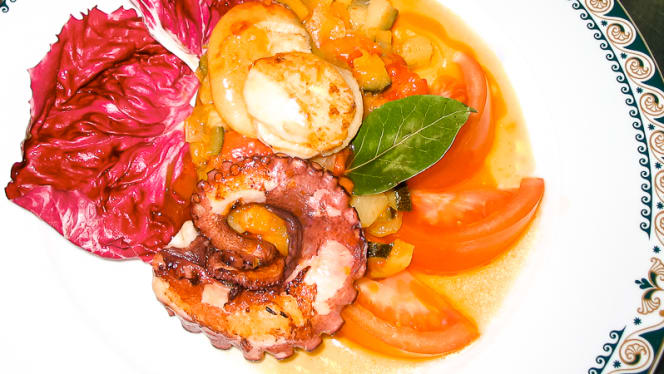 Restaurante Don Pedro - Parador de Monforte de Lemos - 1