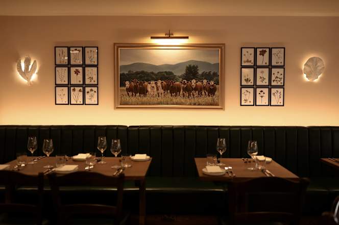 Madresfield Butchers And Grill Restaurant - 9