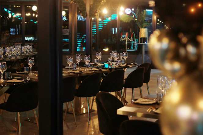 Vista Wine bar - 2