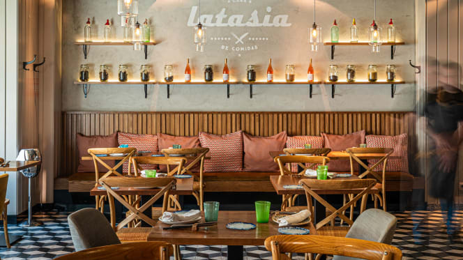 Latasia Casa de Comidas - 1