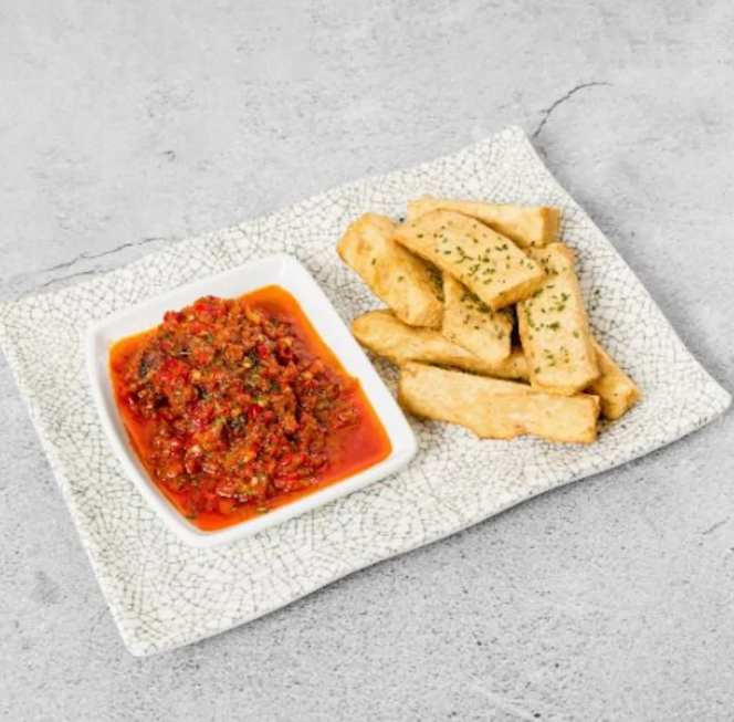 Lekki London Nigerian Restaurant, Bar & Lounge - 4