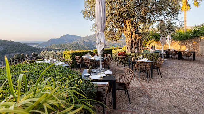 Barretes Restaurant - Ca's Xorc Luxury Retreat - 0
