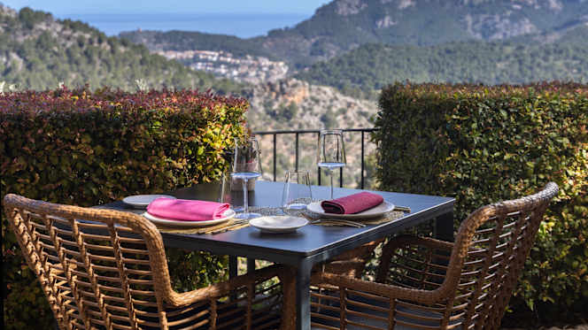 Barretes Restaurant - Ca's Xorc Luxury Retreat - 3