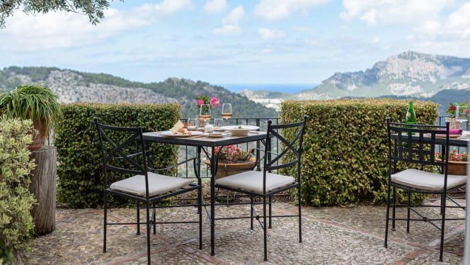 Barretes Restaurant - Ca's Xorc Luxury Retreat - 5