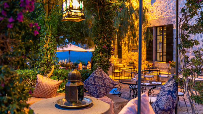 Barretes Restaurant - Ca's Xorc Luxury Retreat - 4