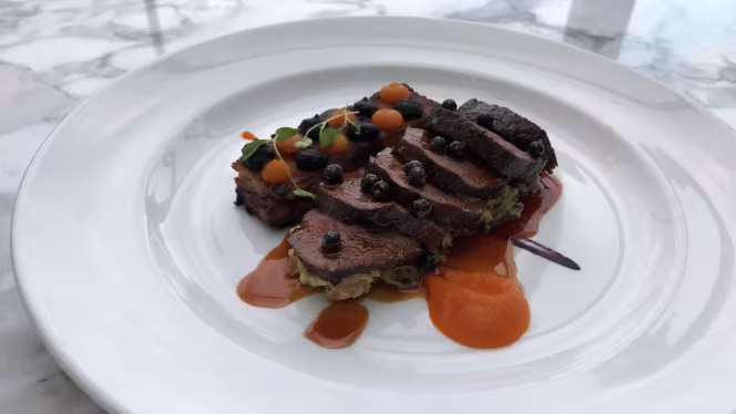 Glaze Restaurant at Crowne Plaza Marlow - 3