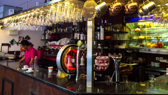 Le Bistro de Longchamp - 1