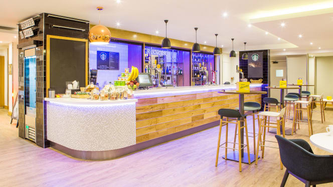 Holiday Inn London Gatwick Airport - 4