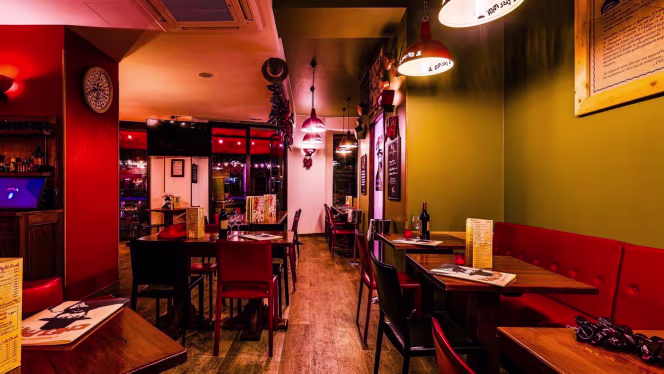 Chez Papa Voltaire 11 - 7