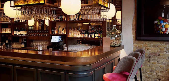 Bank House Chislehurst - 8