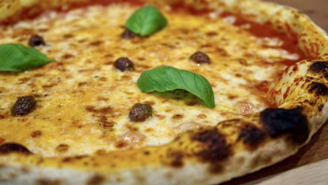 A tavola! Pizzas & Vins italiens - 1