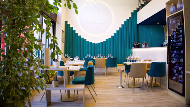 Blue Bar Restaurant - 0