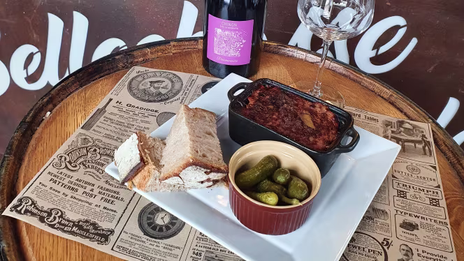 Bellechasse Cafe - 6