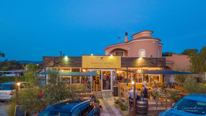 Simply Tapas & Vinho - 0