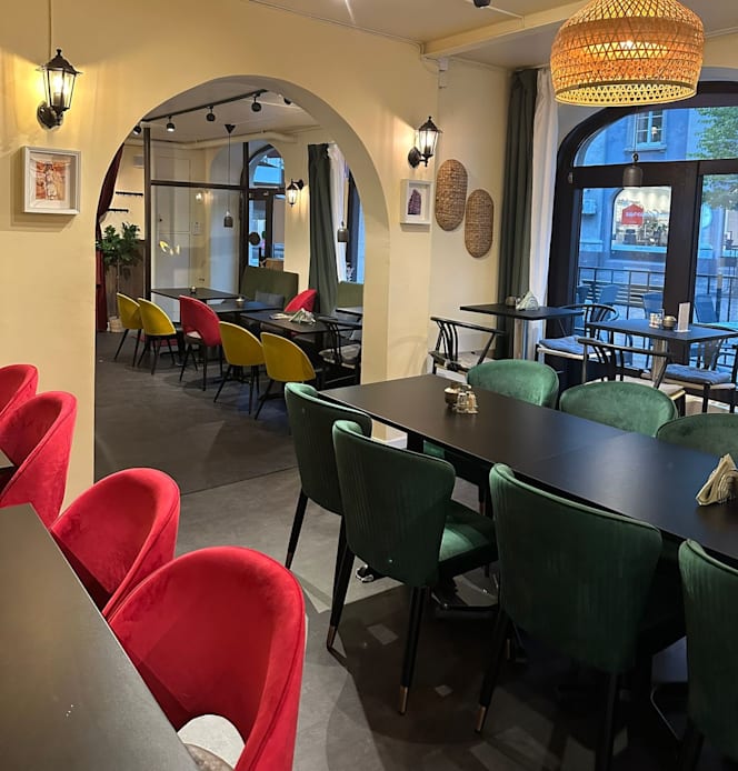 Curry Leaf Indian Restaurant - 3