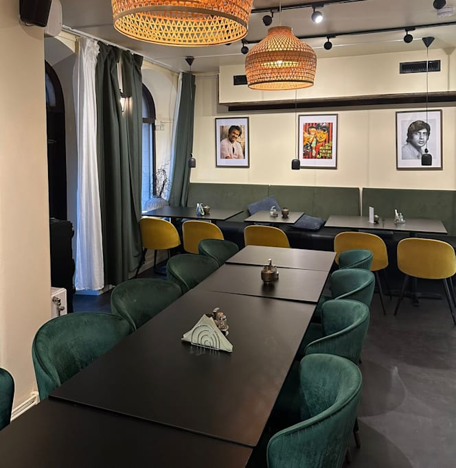 Curry Leaf Indian Restaurant - 9