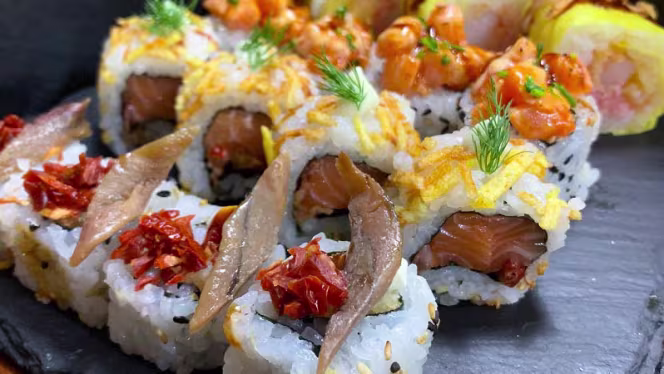 Deba Sushi Perugia - 0