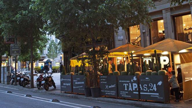 Tapas 24 - Diputació - 0