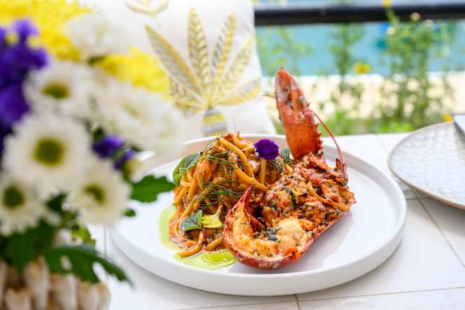 OyOy Restaurant - 4