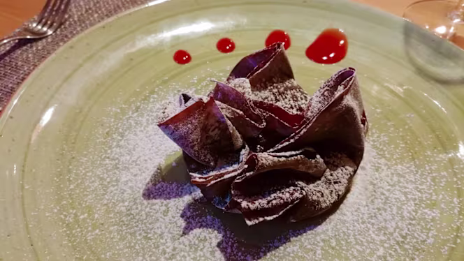 Queen EnoRestaurant - 5