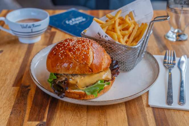 La Petite Crêperie - 5