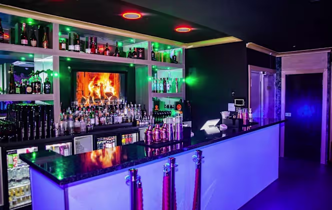 Sasha's Afro Caribbean Restaurant - 6