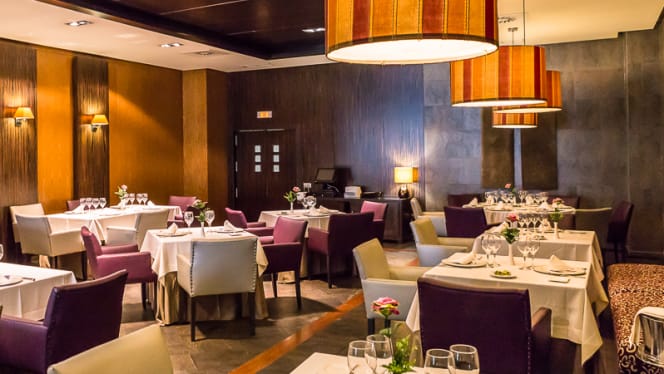 Al-Zagal - Hotel Córdoba Center - 0