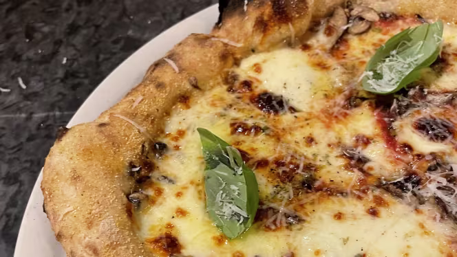 Notes Bar & Kitchen - 9