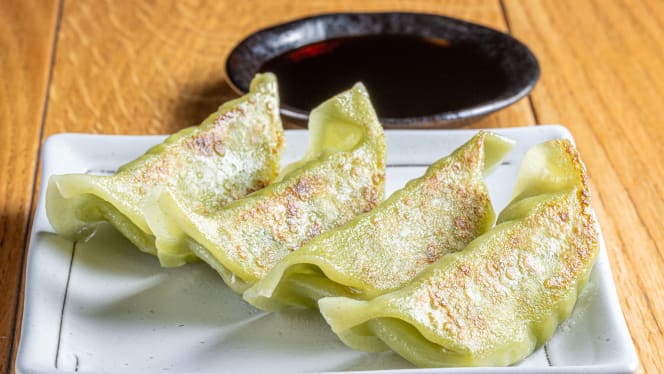 HOP SUSHI & RAMEN - 2