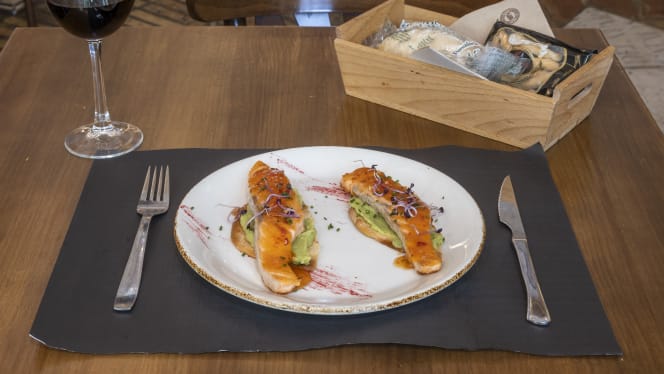 Bar Cervecería Giralda - 8