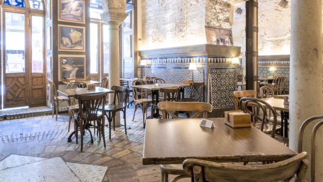 Bar Cervecería Giralda - 6