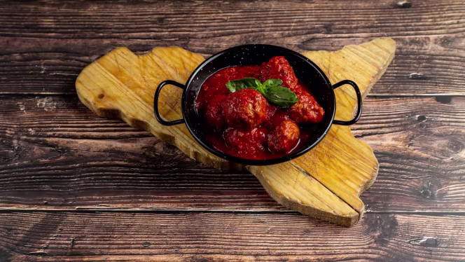 MonteSoprano Street  (Duomo/Liberty) - Milano - 6