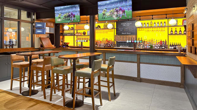 Three Lanterns Leicester Square - 6