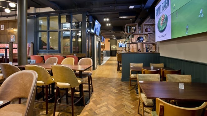 Three Lanterns Leicester Square - 7