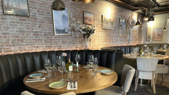 Sally’s Ristorante - 5