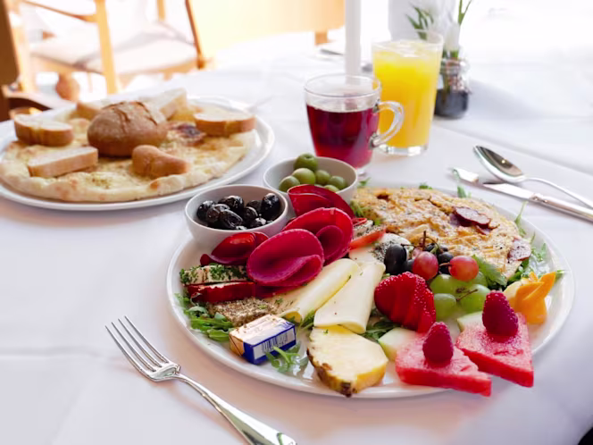 Octogon Restaurant - 6