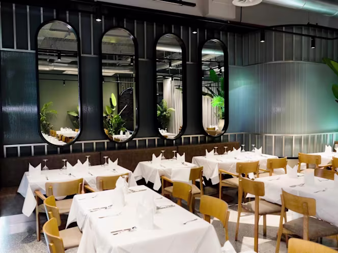 Octogon Restaurant - 3