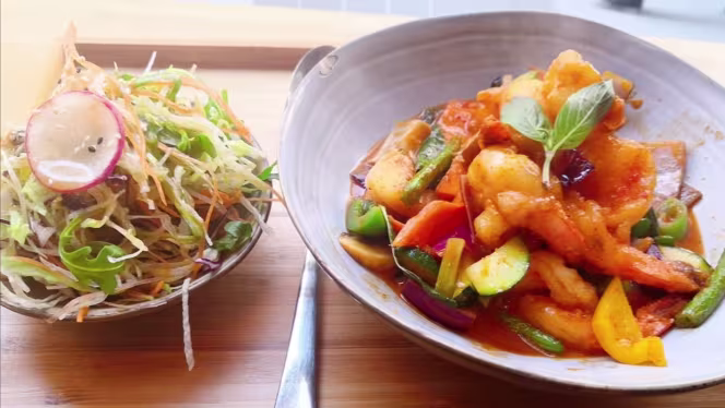 Hashi Asian Kitchen - 2