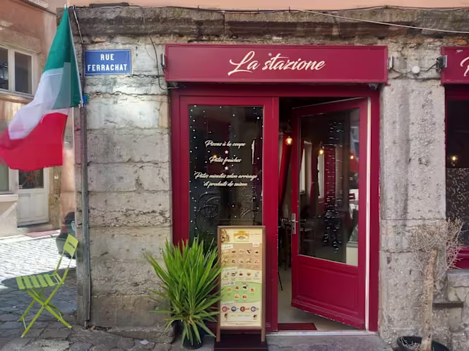 La Stazione - 3