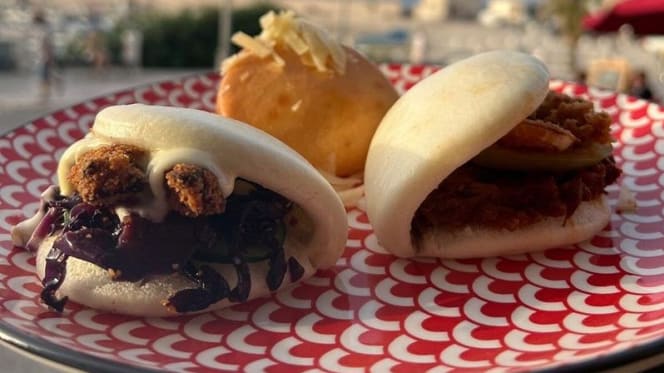 Momon Kitchen & Drink - 0