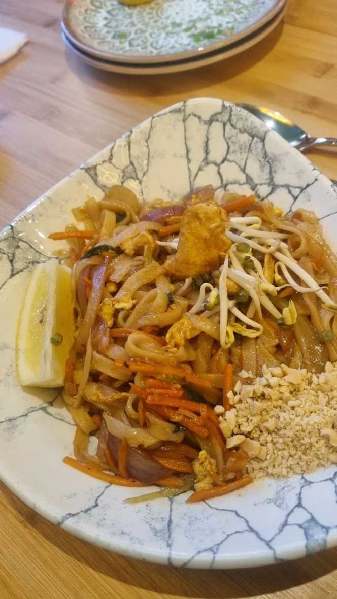 Thaiger Thai Reus - 7