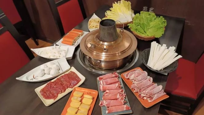 Restaurante Huang Table Barbecue & Hot Pot Porto - 0