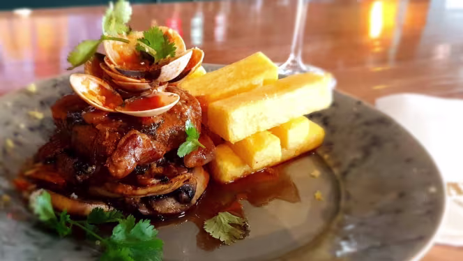 Tapper  Fine Food and Special Drinks - 3